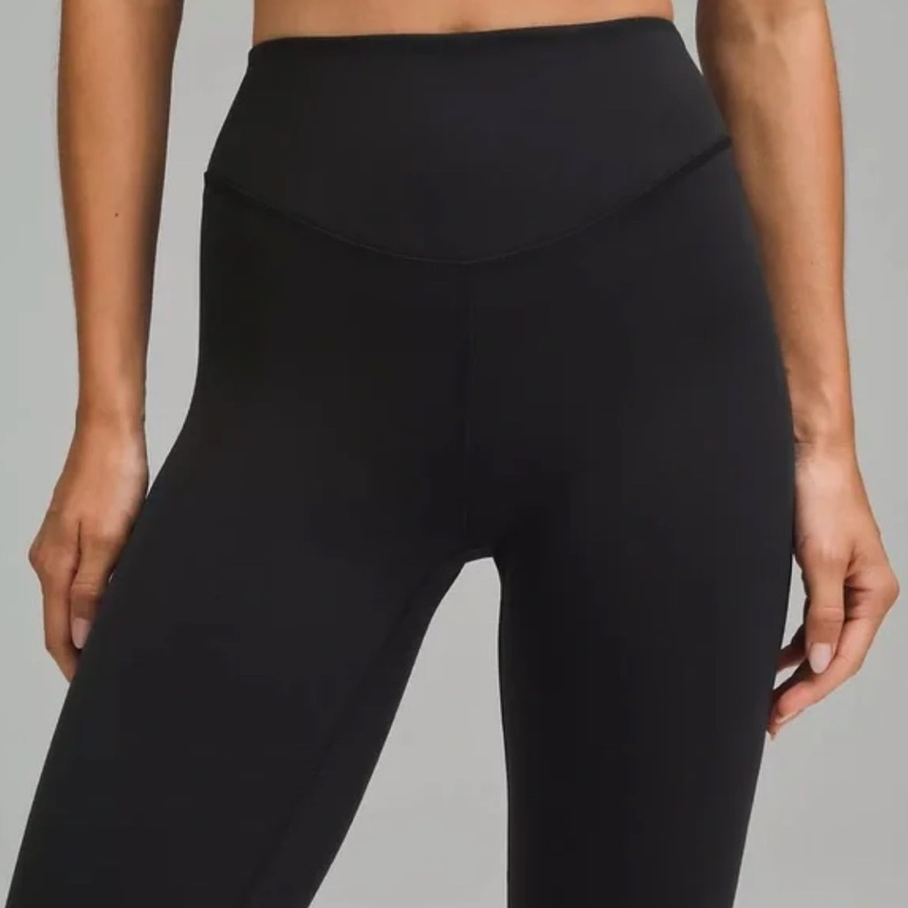 Lululemon Wunder Under SmoothCover 25” high rise